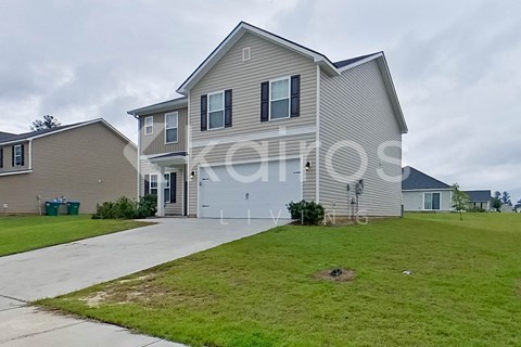 105 Colonial Way 4 Beds Apartment for Rent