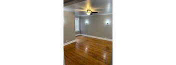 2 Bedrooms, 1 Bathroom