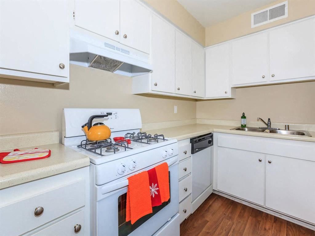 Mojave Blue Apartments, 2720 Tahquitz Canyon Way, Palm Springs, CA RentCafe