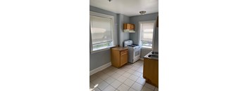 2 Bedrooms, 1 Bathroom