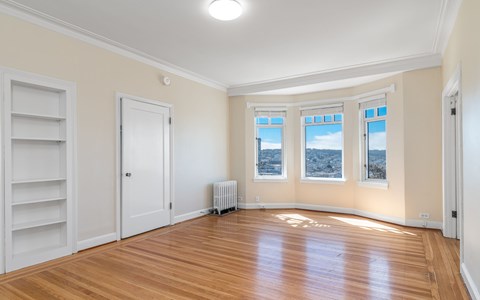 1320-1380 Lombard Street Studio-2 Beds Apartment for Rent
