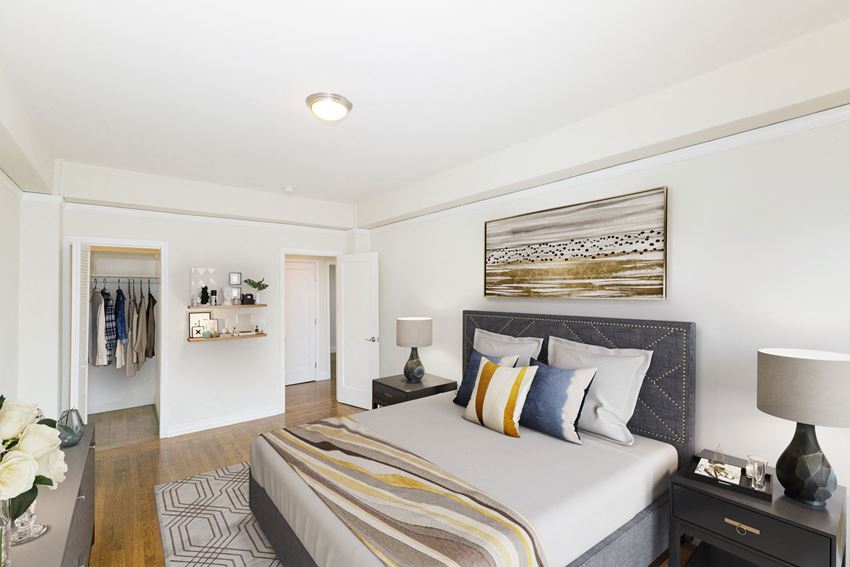 1801 GOUGH Apartments