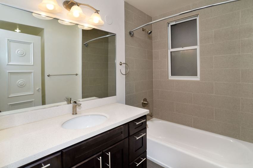 1801 GOUGH Apartments