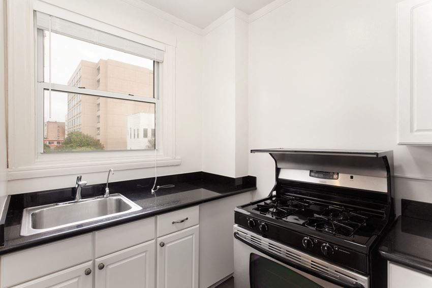 1801 GOUGH Apartments