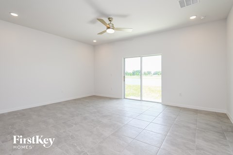 1618 Isleta Loop 5 Beds Apartment for Rent