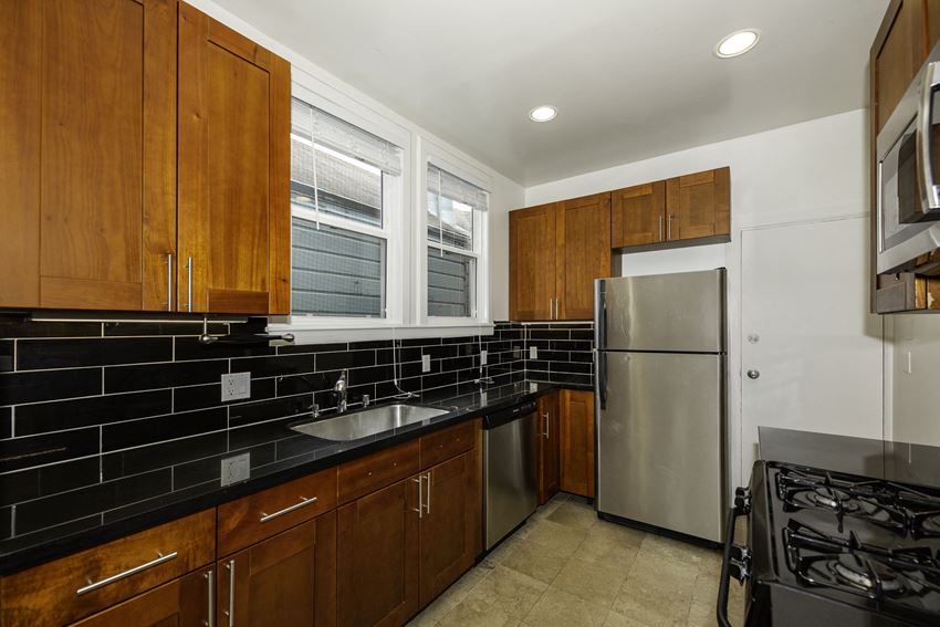 4540 CALIFORNIA Apartments