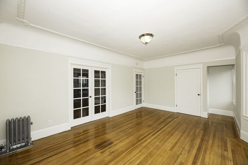 4540 CALIFORNIA Apartments