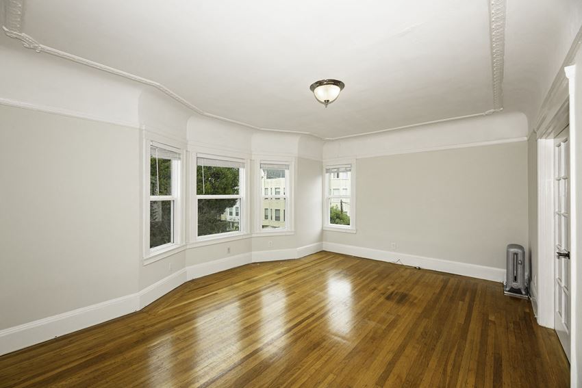 4540 CALIFORNIA Apartments