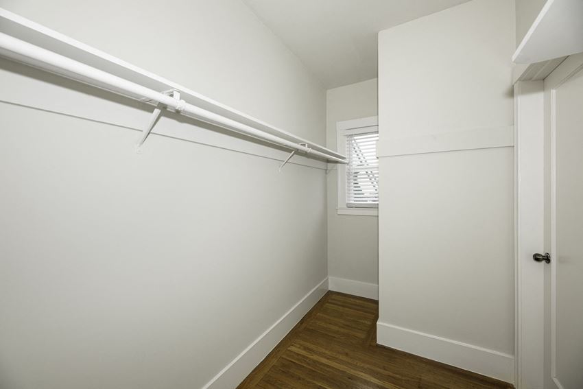 4540 CALIFORNIA Apartments