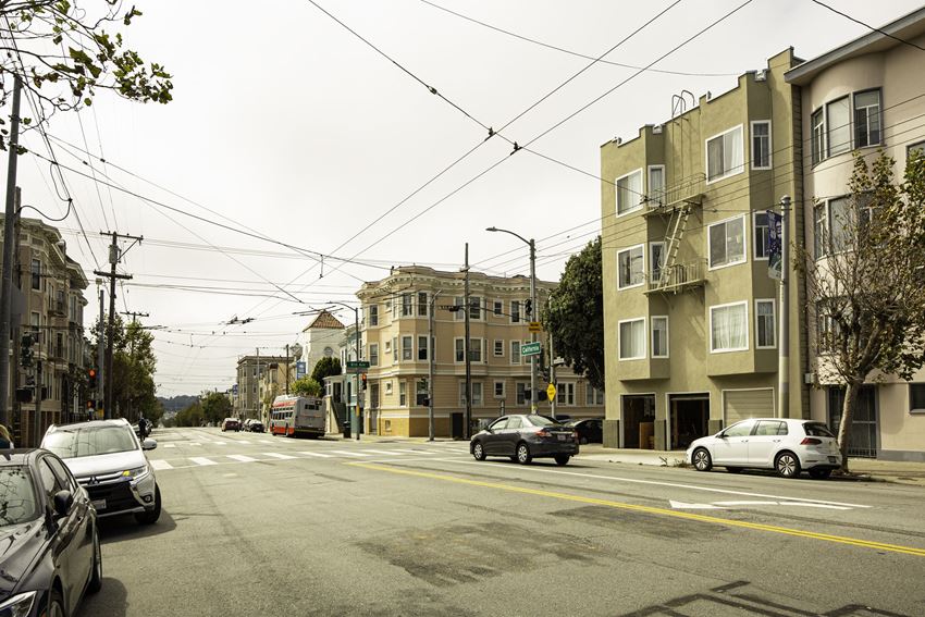 4540 CALIFORNIA Apartments