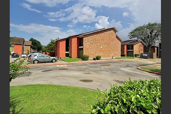 The Wilshire At Deer Park Apartments The Wilshire At Deer Park Apartments