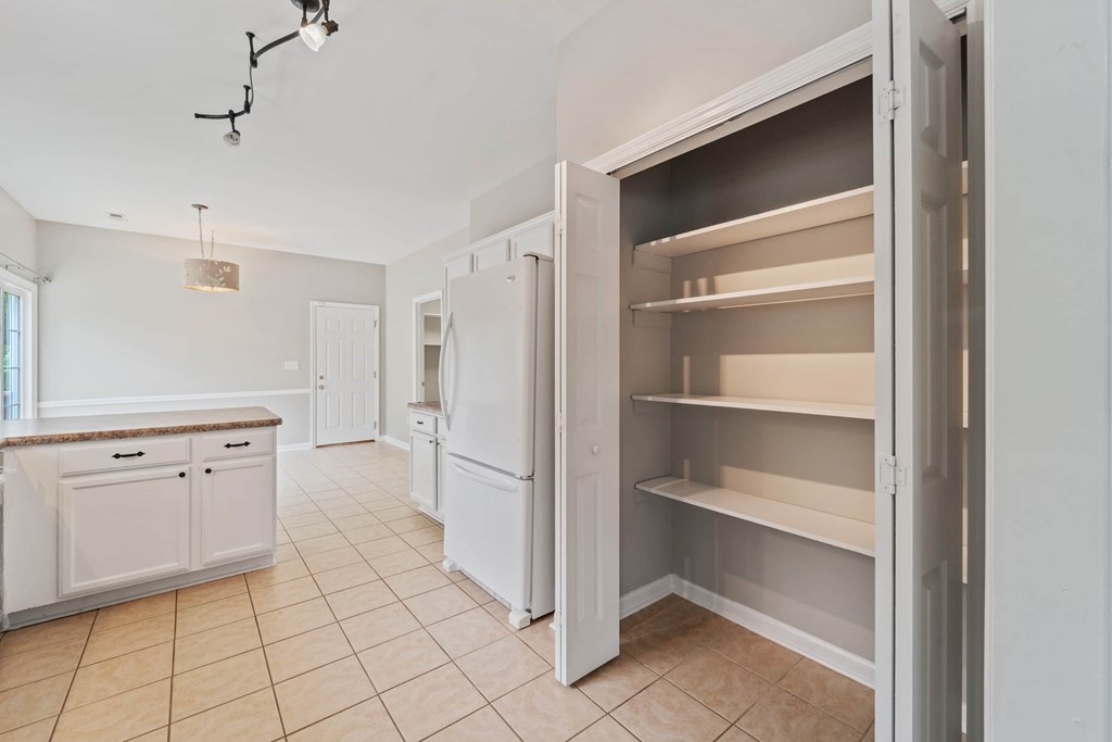 105 Bridgeway Court 3 Beds House for Rent - Photo Gallery 15