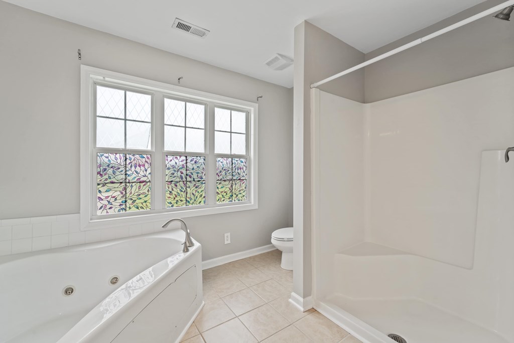 105 Bridgeway Court 3 Beds House for Rent - Photo Gallery 13