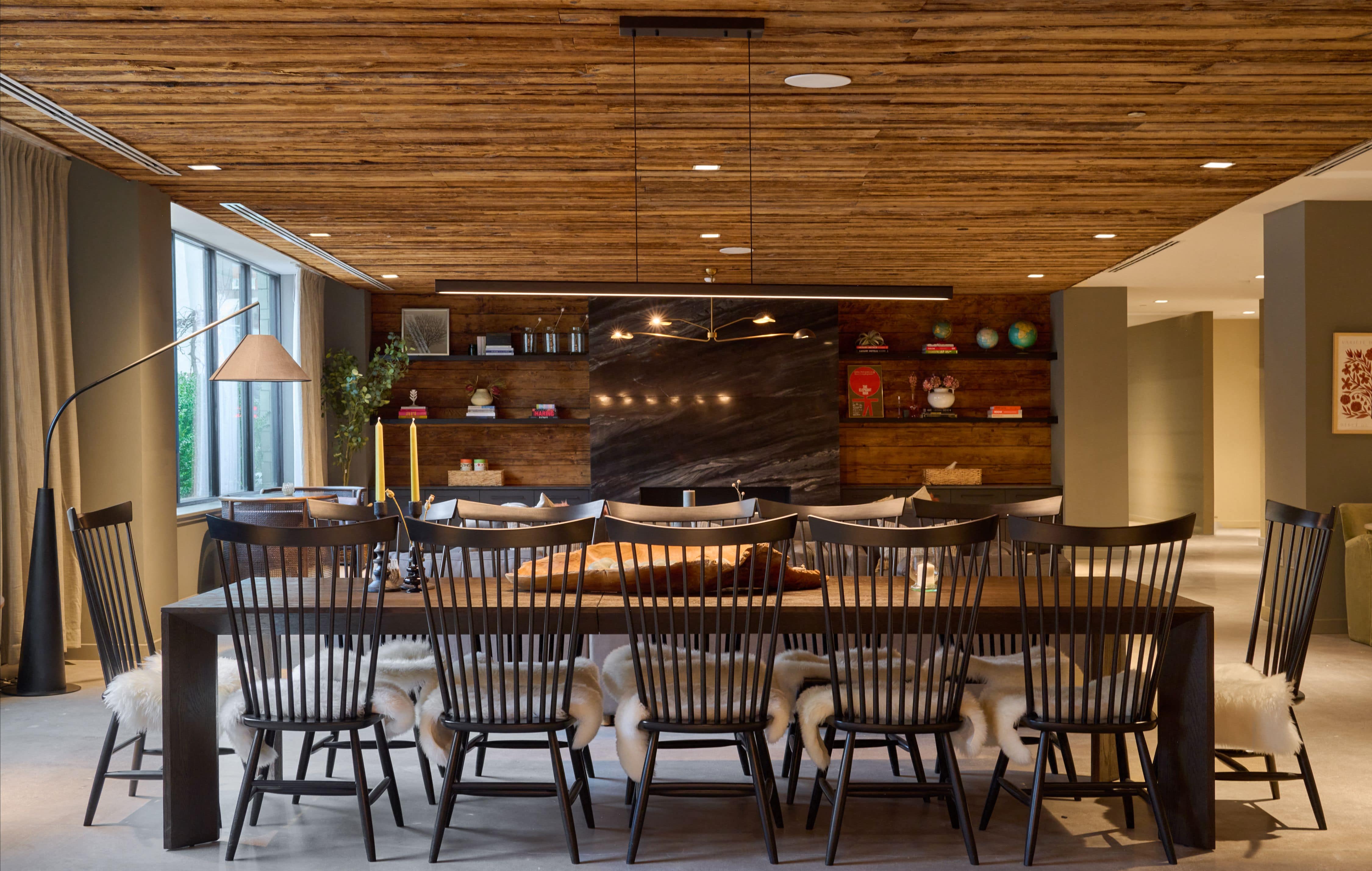 Community Lounge Area & Fireplace