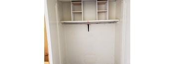 1321-302: Studio, 1 Bathroom