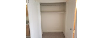 1321-213: Studio, 1 Bathroom