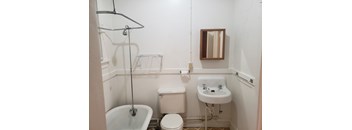 506-G: 1 Bedroom, 1 Bathroom