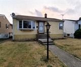 2716 White Oak Avenue 3 Beds Apartment for Rent