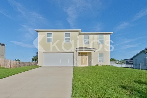 226 Shadow St NW 4 Beds Apartment for Rent