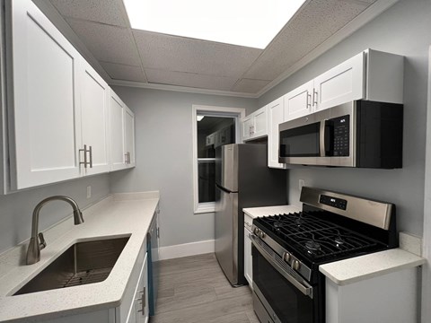 1914 Monument St 3 Beds Apartment for Rent
