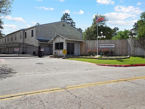 The image shows a building with a sign that reads "Indian Creek Community."