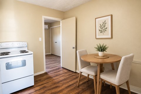 2500 Highland Dr. 1-2 Beds Apartment for Rent