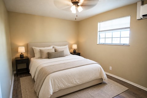 2500 Highland Dr. 1-2 Beds Apartment for Rent