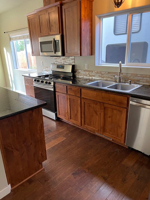 1948 Willowbrook Drive 3 Beds Apartment for Rent