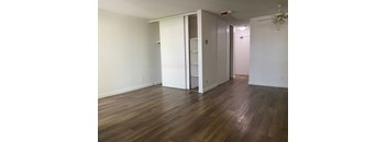 Studio, 1 Bathroom