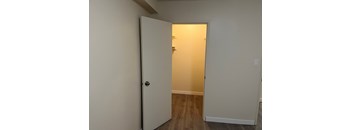 2 Bedrooms, 1 Bathroom