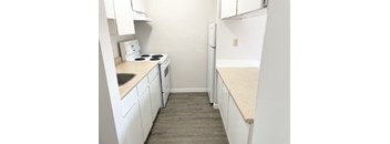 Studio, 1 Bathroom