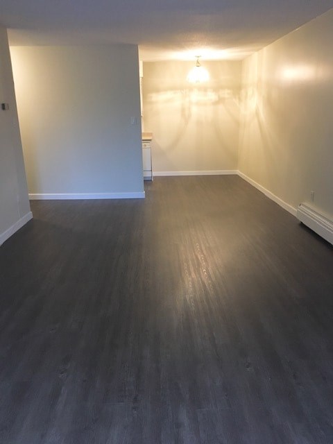 3300 Oak Street Studio-2 Beds Apartment for Rent - Photo Gallery 4