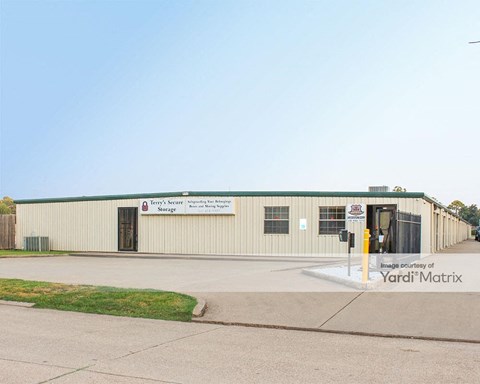 Storage Units for Rent available at 3620 Cottonwood Drive, Alexandria, LA 71303