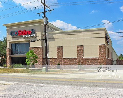 Storage Units for Rent available at 3100 Country Club Road, Lake Charles, LA 70605