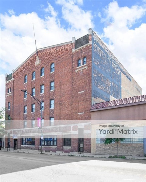Storage Units for Rent available at 6542 North Clark Street, Chicago, IL 60626
