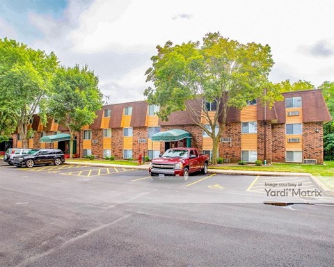 Storage Units for Rent available at 3441 Sheridan Road, Zion, IL 60099