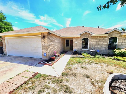 2313 Bernice Drive 3 Beds Apartment for Rent