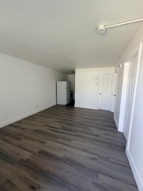 3033 2Nd Street 2 Beds Apartment for Rent