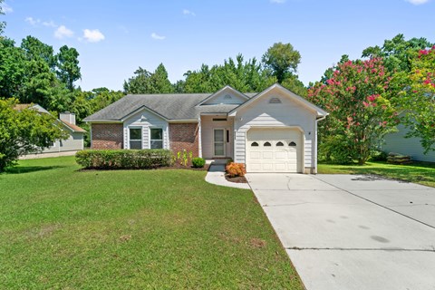 2666 Idlebrook Circle 3 Beds Apartment for Rent