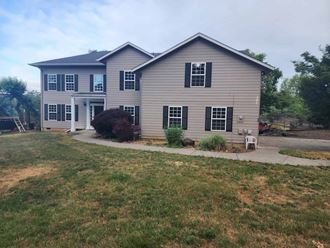 397 NW Douglas St                   (1139)