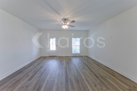 7936 Hendrick Dr 4 Beds Apartment for Rent