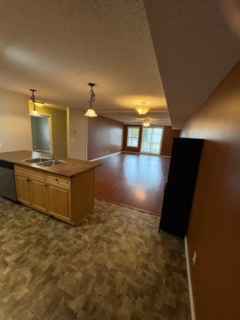 Unit 2101, 901 16 Street 2 Beds House for Rent - Photo Gallery 12