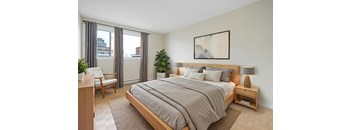 2 Bed, 1 Bath (Upgraded2)