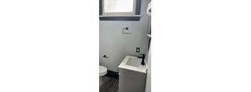 2 Bedrooms, 1 Bathroom