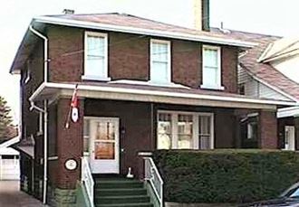 3106 Versailles Avenue 4 Beds Apartment for Rent