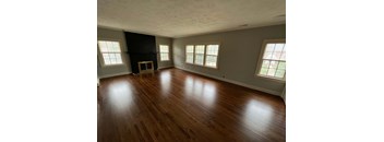 3 Bedrooms, 2 Bathrooms