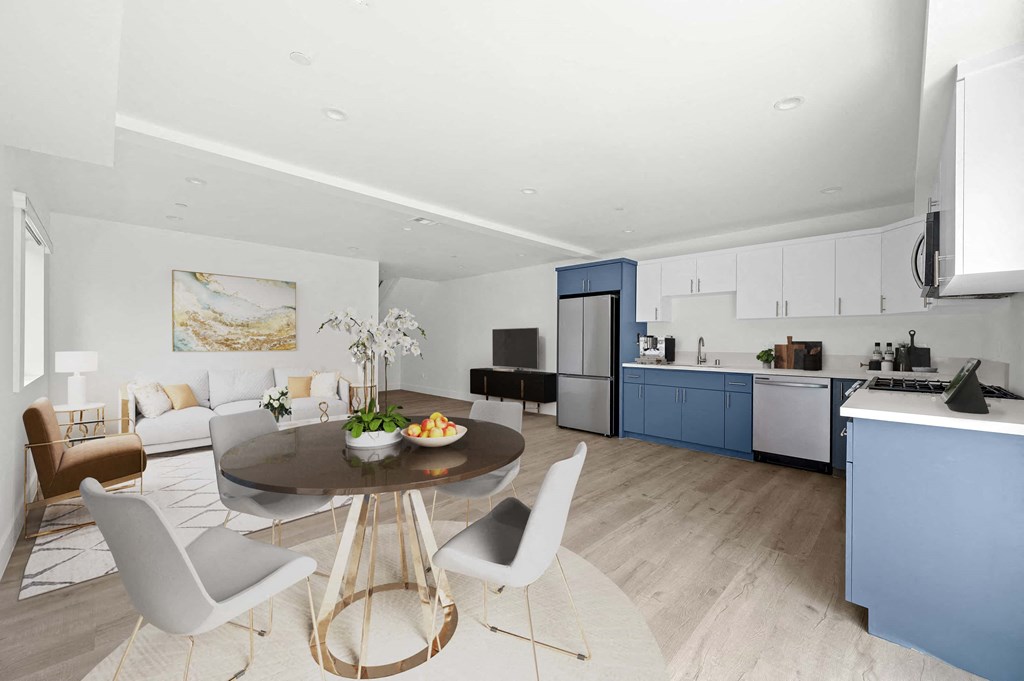 Gi Property 76 LLC 2937 West Blvd. Apartments, 2937 West Blvd, Los