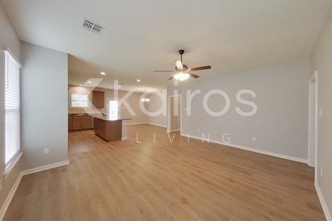 201 Salvat Dr 4 Beds Apartment for Rent