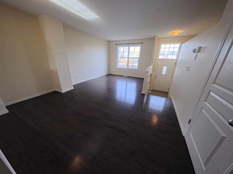 518 Cranford Court Southeast 3 Beds Apartment for Rent