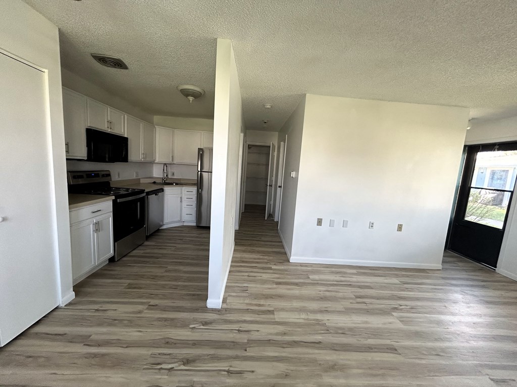 Pella Apartments At 1000 Hazel Street, 1000 Hazel Street, Pella, IA